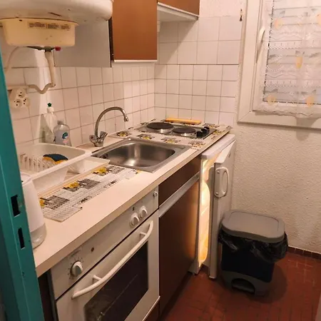 Vue Mer, Parking - 5 Pers. - Fr-1-796-117 * Gruissan